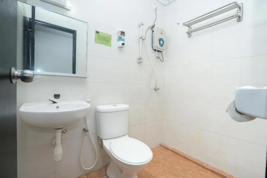 Capital O Ridel Hotel Kota Bharu