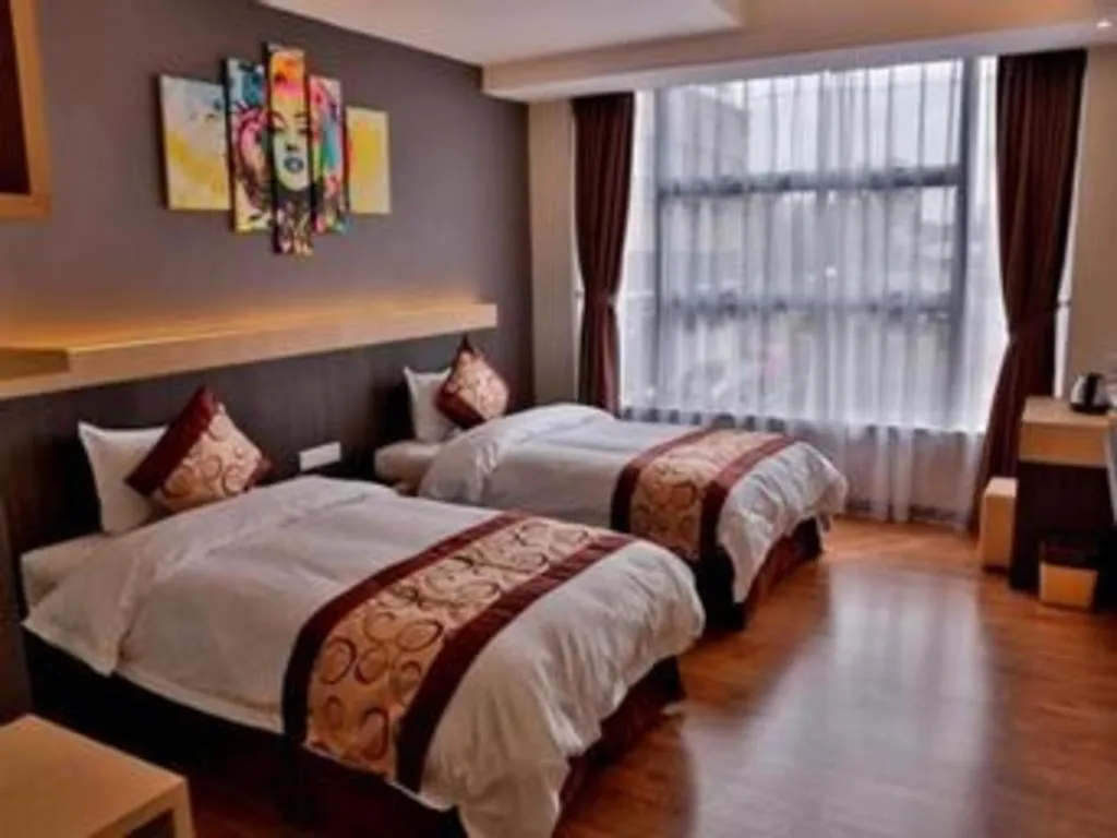 Bed in Lot 10 Boutique Hotel