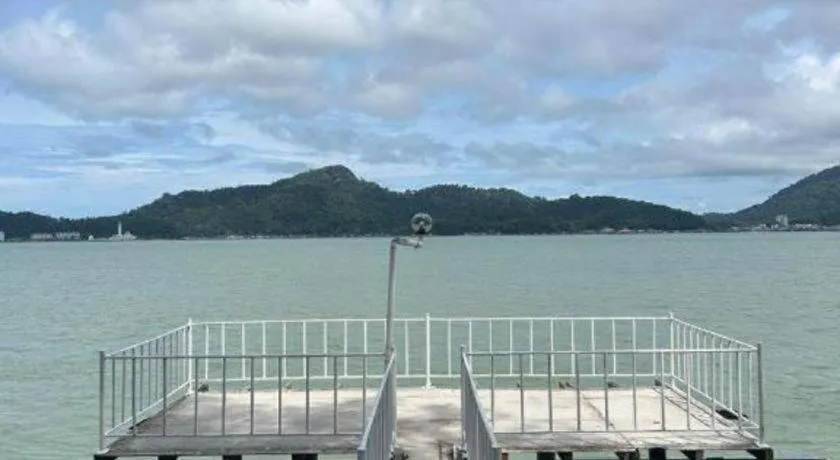 Rockbund Fishing Chalet