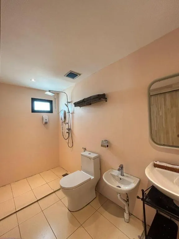 Rockbund Fishing Chalet