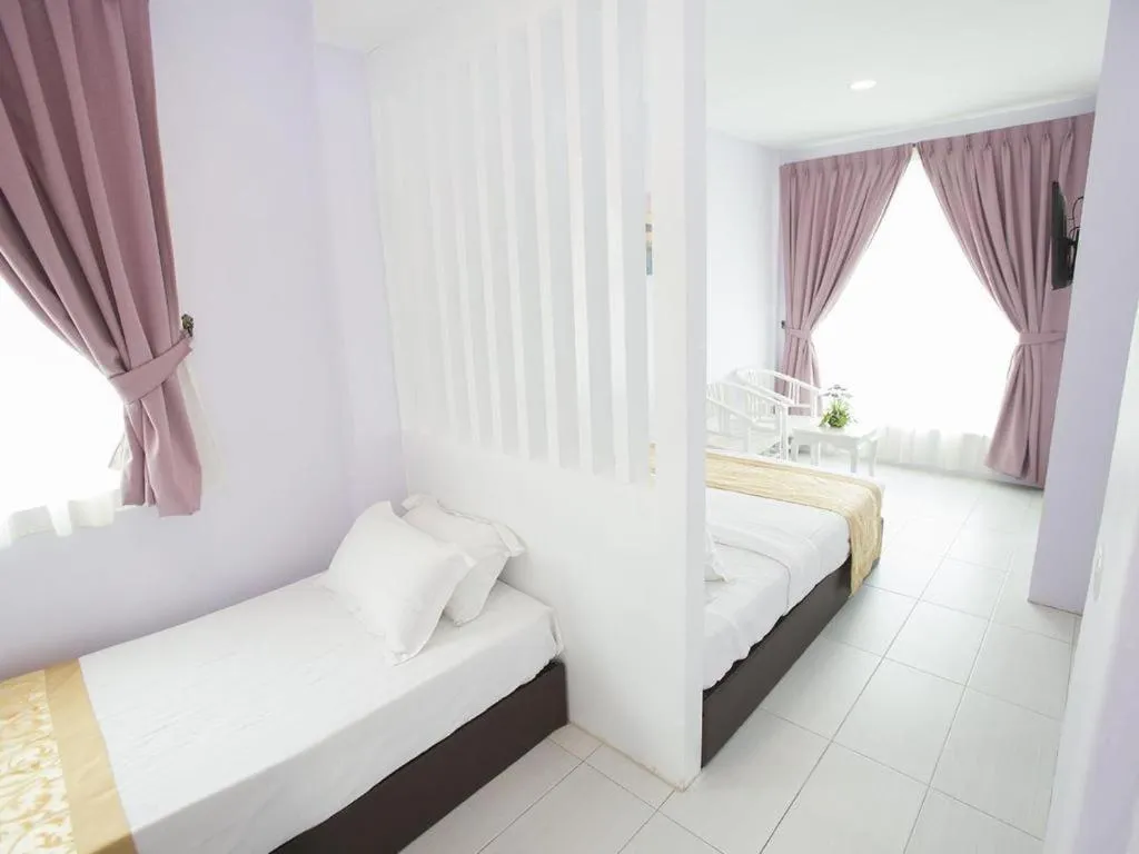 Bed in Skyview Hotel