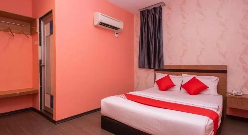 Bed in Hotel Aromas Kulai
