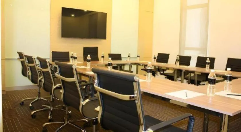 Hotel Zamburger Bangsar (Previously Koptown Hotel Bangsar)