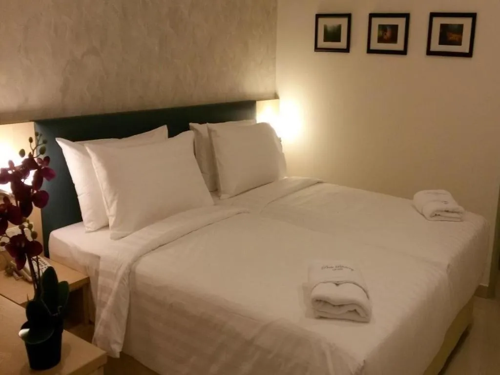 Bed in Hotel Pudu Bintang