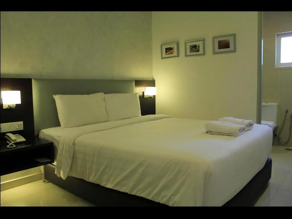 Bed in Hotel Pudu Bintang
