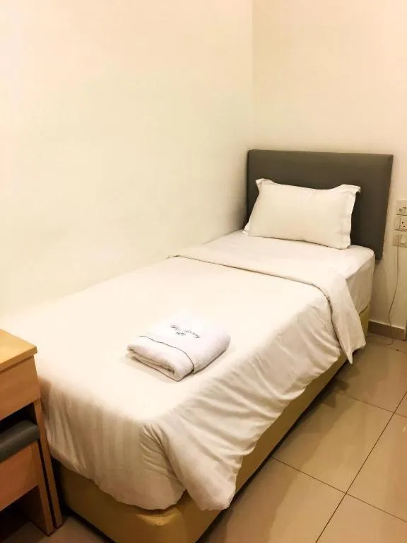 Bed in Hotel Pudu Bintang