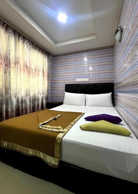 Bed in Shah Alam Business Hotel