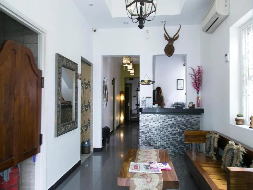 OYO 101 V'la Heritage Hotel