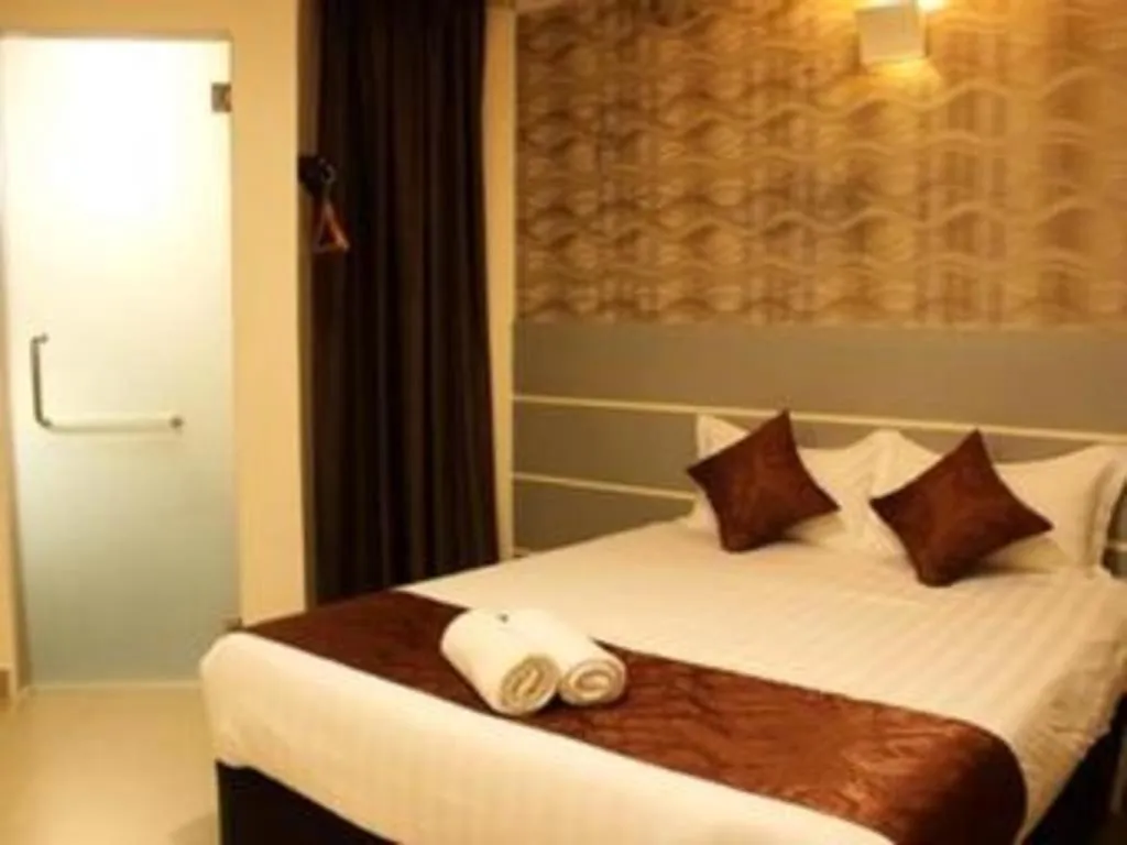 Bed in Rock & Roll Hotel Klang