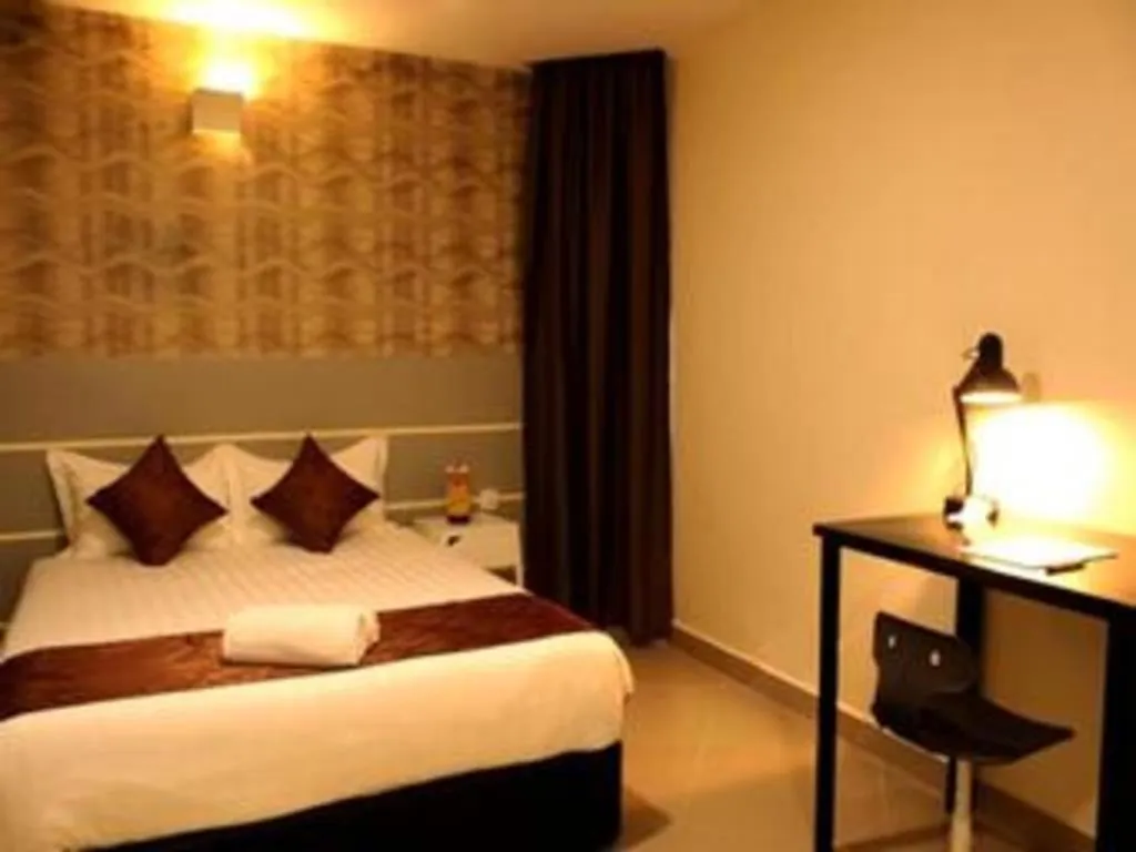 Bed in Rock & Roll Hotel Klang