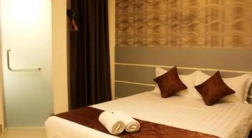 Bed in Rock & Roll Hotel Klang