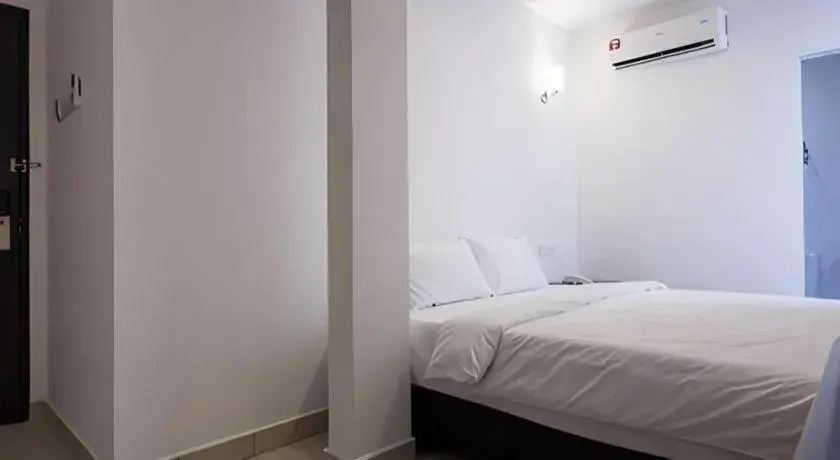 Bed in D Nice Hotel Bed in D Nice Hotel