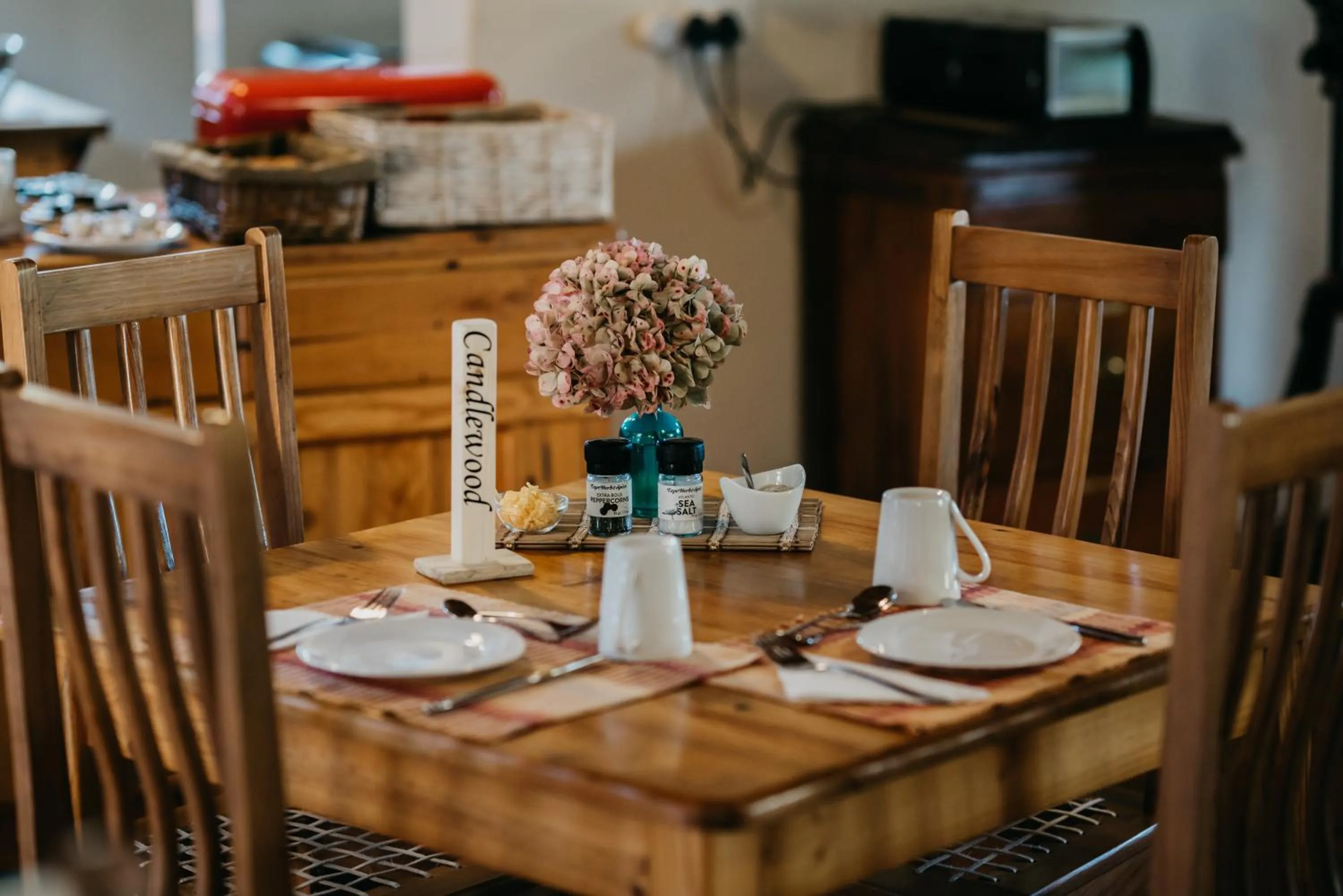 Coffee/tea facilities in The Village Lodge