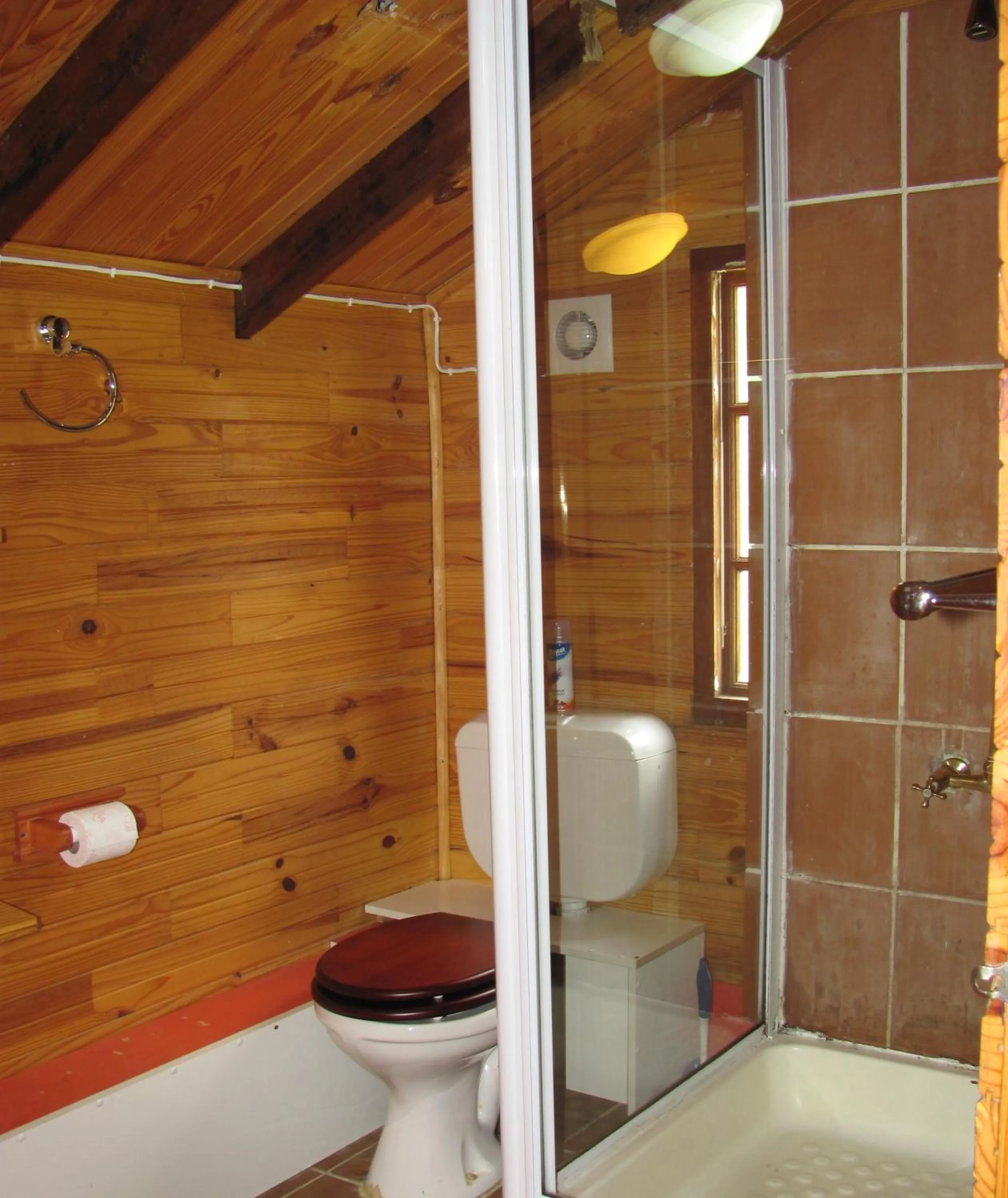 Bathroom in The Village Lodge