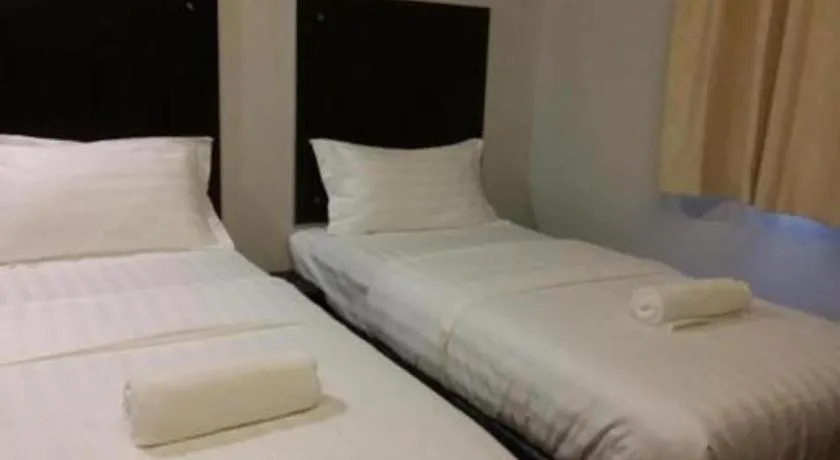 Bed in Portview Hotel