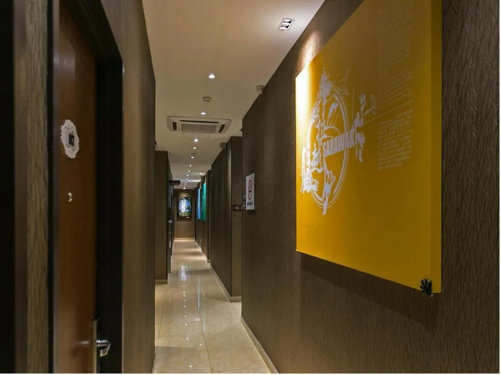 OYO 288 Sri Enstek Hotel