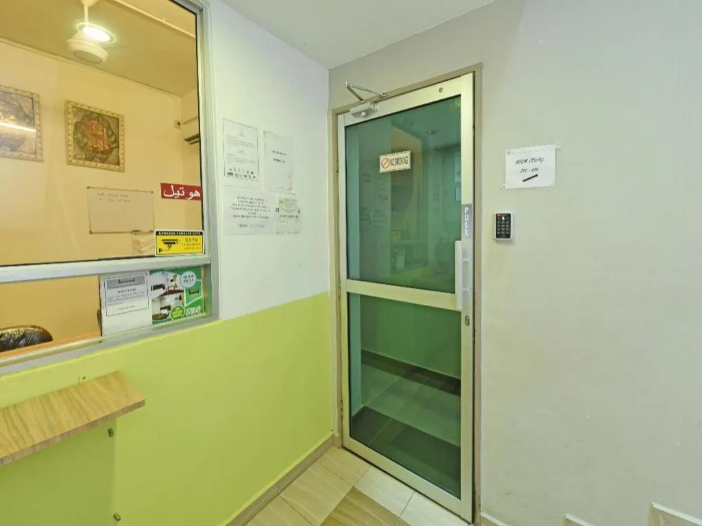 OYO 90553 Hotel 24 Seven