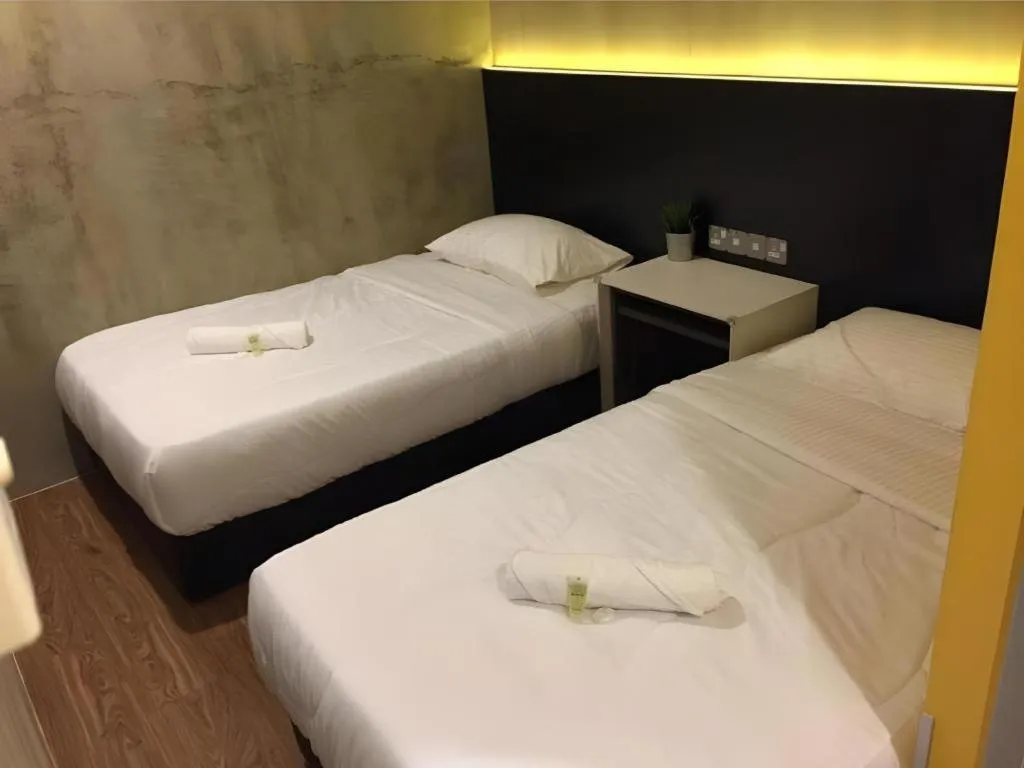 Bed in Monaco Boutique Hotel Kampung Air