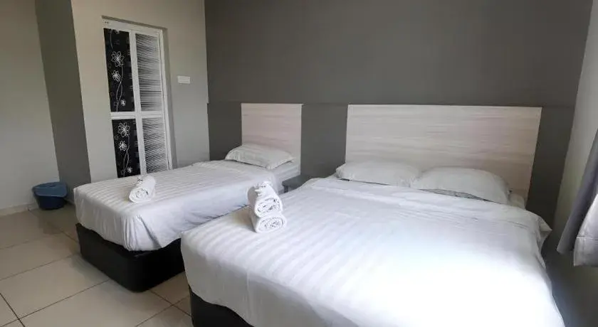 Bed in Pearl Hotel Bed in Pearl Hotel