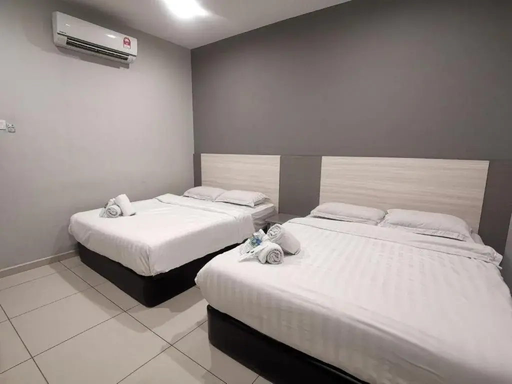 Bed in Pearl Hotel Bed in Pearl Hotel