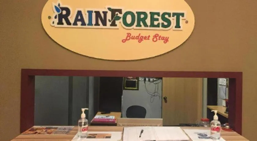 RAINFOREST Budget Stay