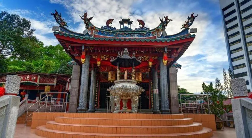 RAINFOREST Budget Stay