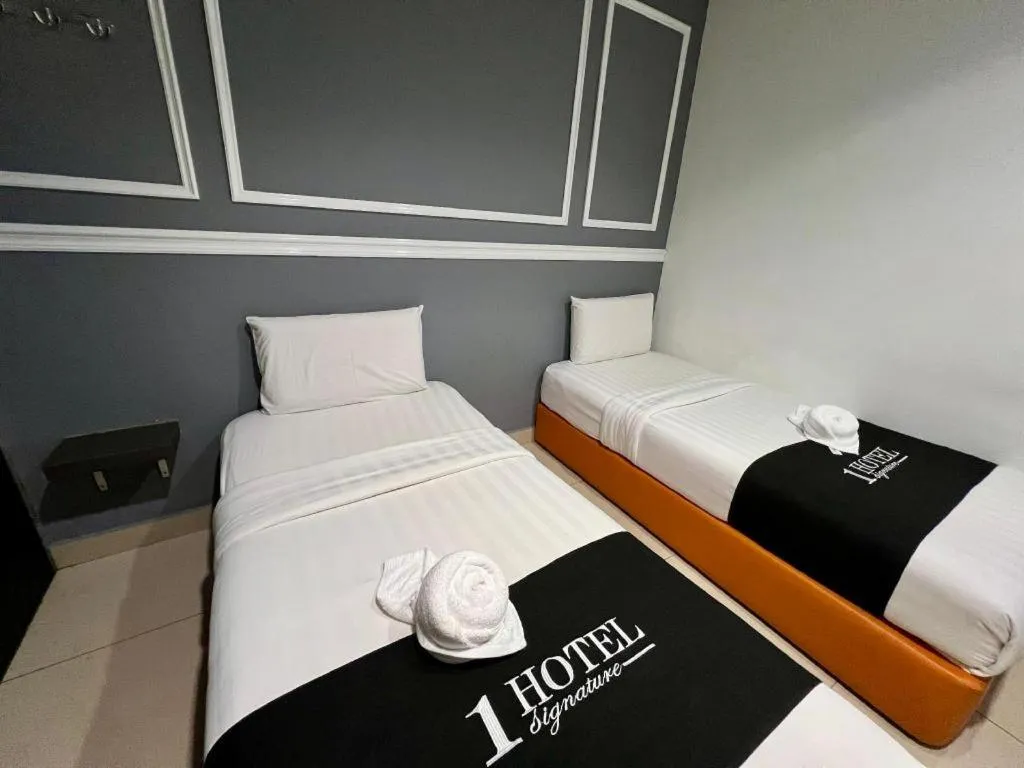 Bed in 1 Hotel Mahkota Cheras