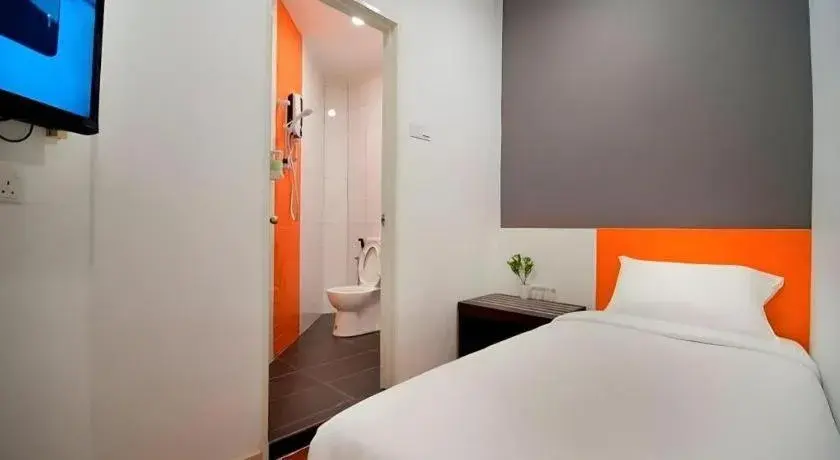 Bed in Big Orange Hotel Jitra Bed in Big Orange Hotel Jitra