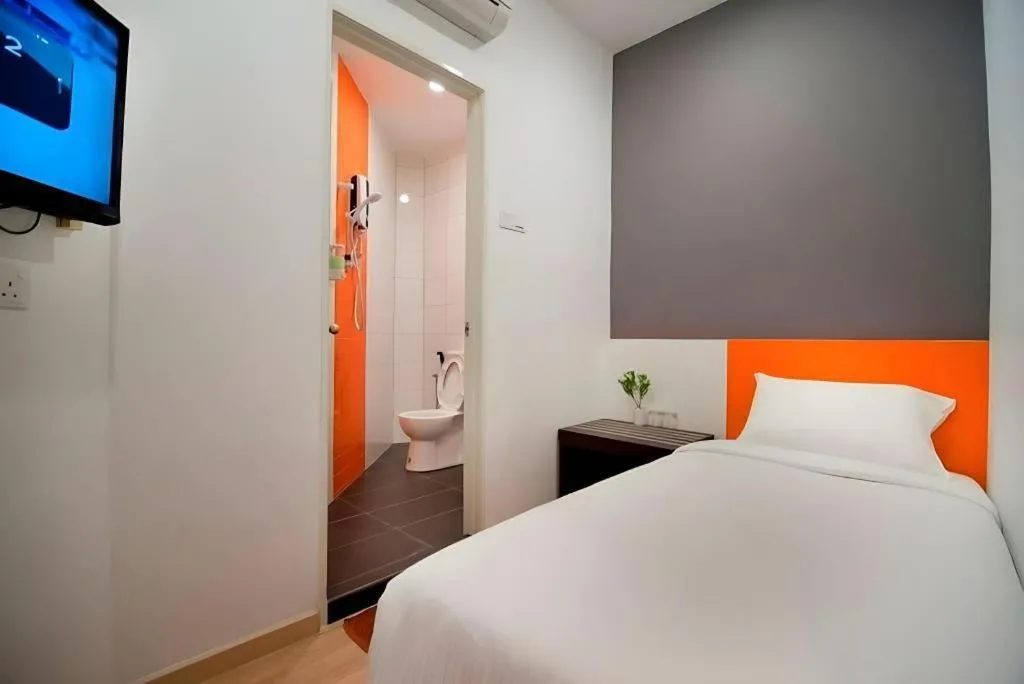 Bed in Big Orange Hotel Jitra