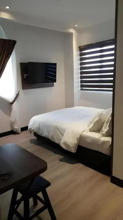 Bed in Styles Hotel Bed in Styles Hotel