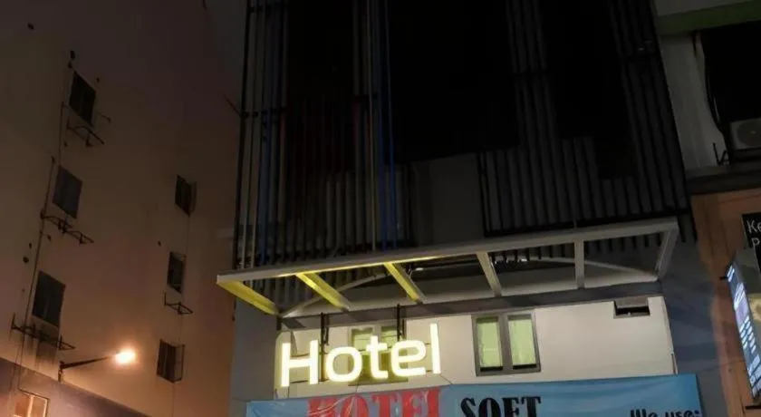 Hotel LoLex Kuchai Lama