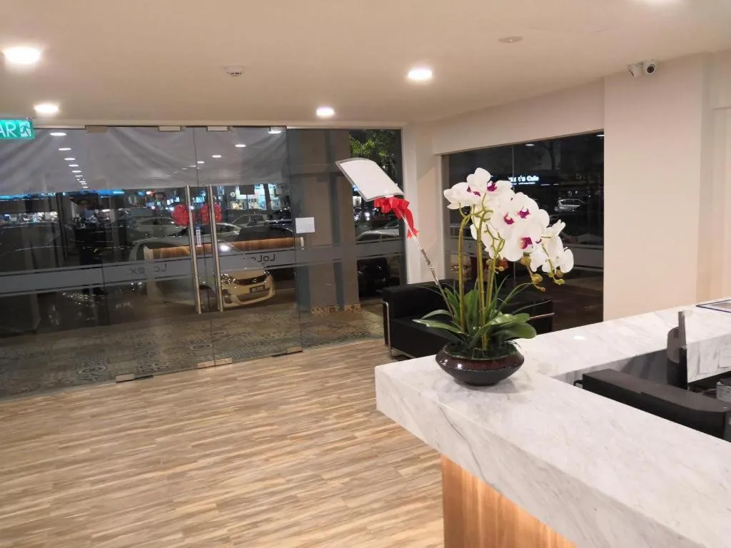 Hotel LoLex Kuchai Lama