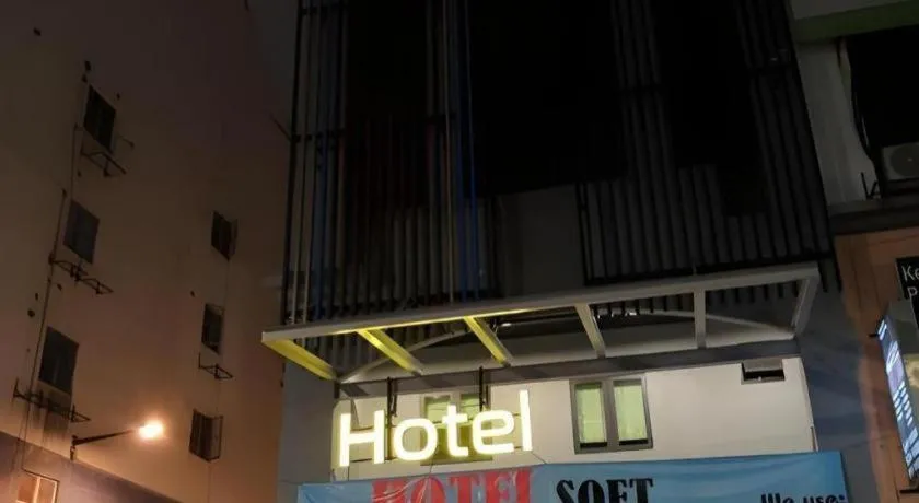 Hotel LoLex Kuchai Lama