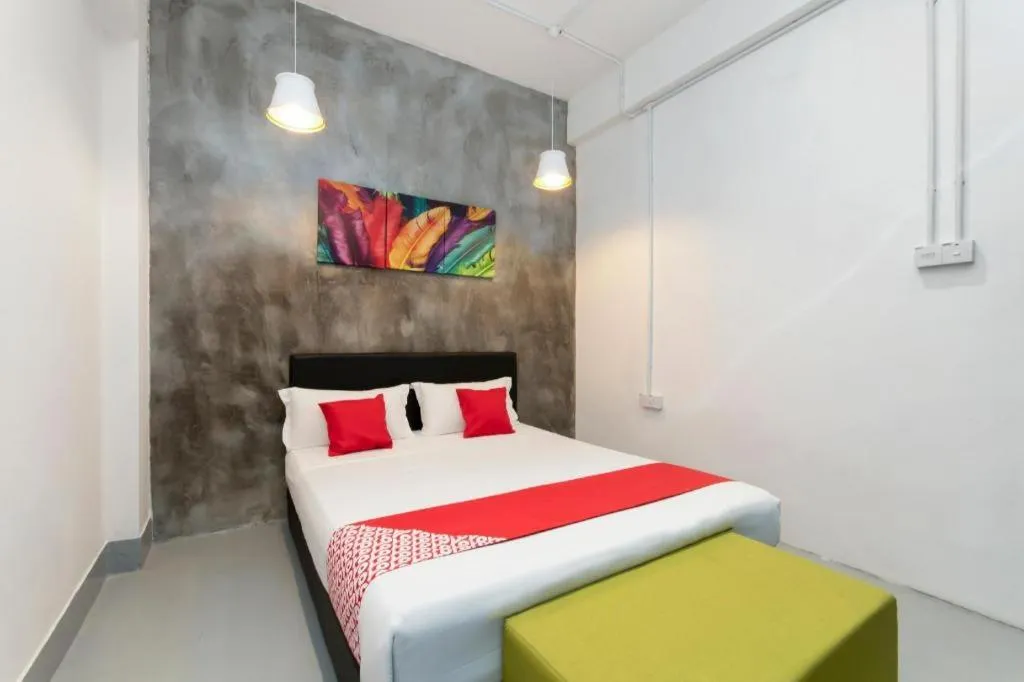 Bed in OYO 43993 Madsuite