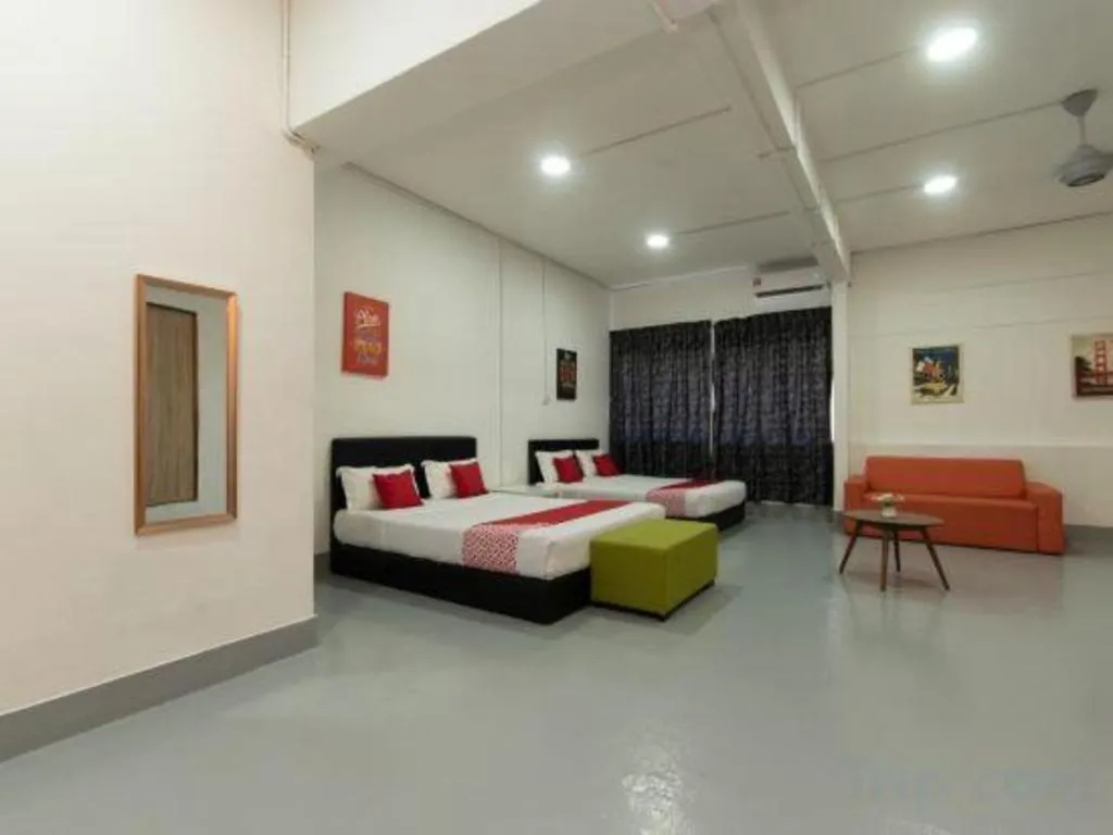 Bed in OYO 43993 Madsuite