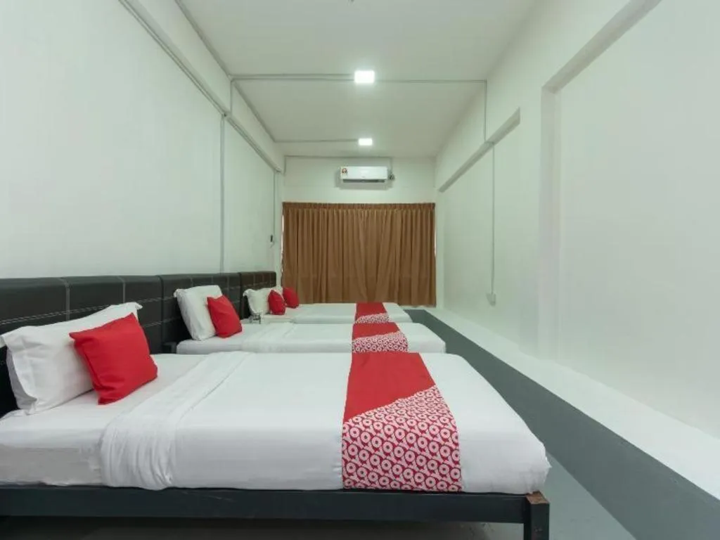 Bed in OYO 43993 Madsuite