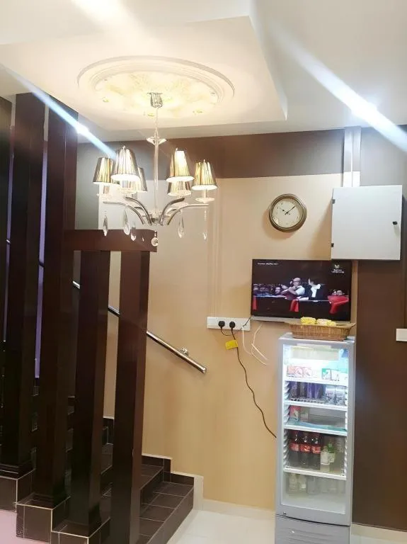 HOTEL BAJET MUGHOH SENGOTI