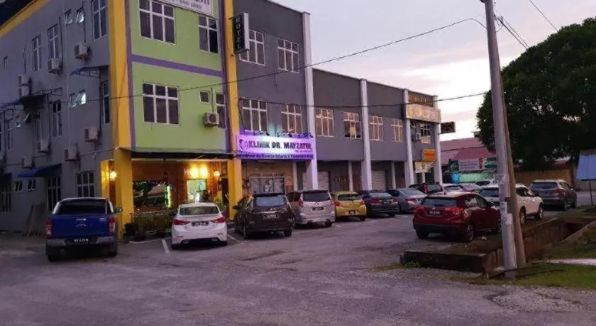 HOTEL BAJET MUGHOH SENGOTI