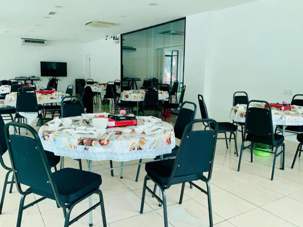 SPOT ON 89900 Jesselton Capsule Inn