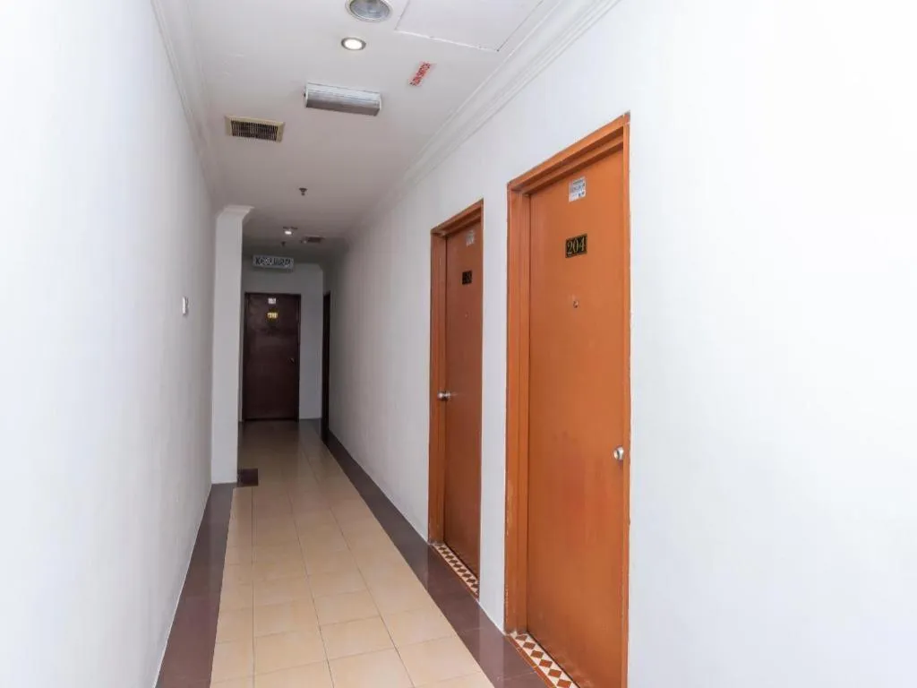 Super OYO 1114 Neo Pegasus Hotel