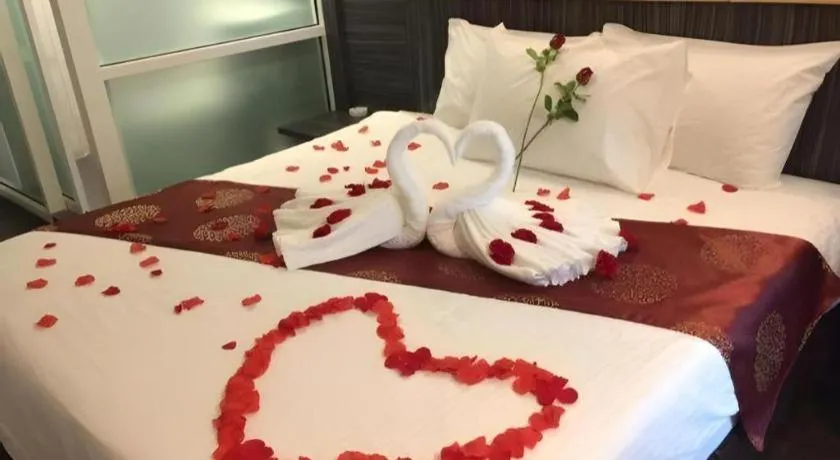 Bed in PPT Muar Hotel