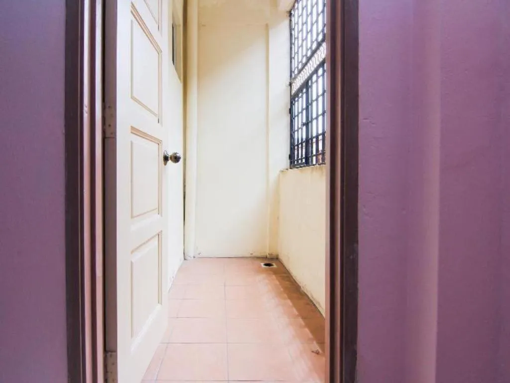 OYO 11343 Hotel Putra Iskandar