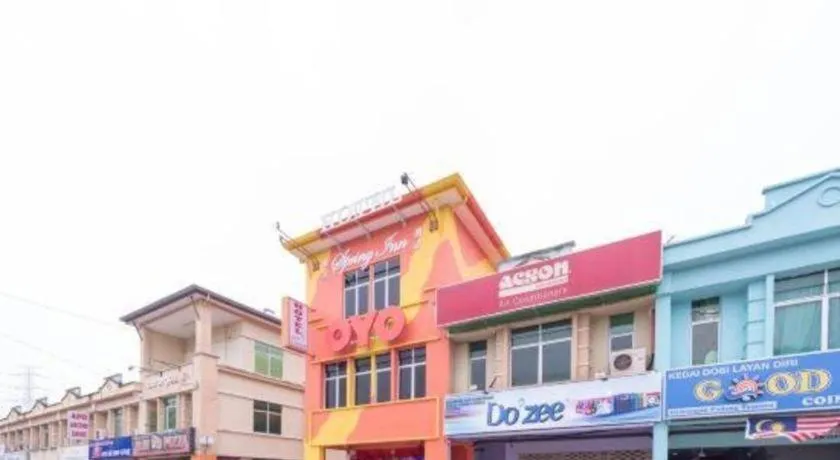 Capital O 89366 Spring Inn Hotel