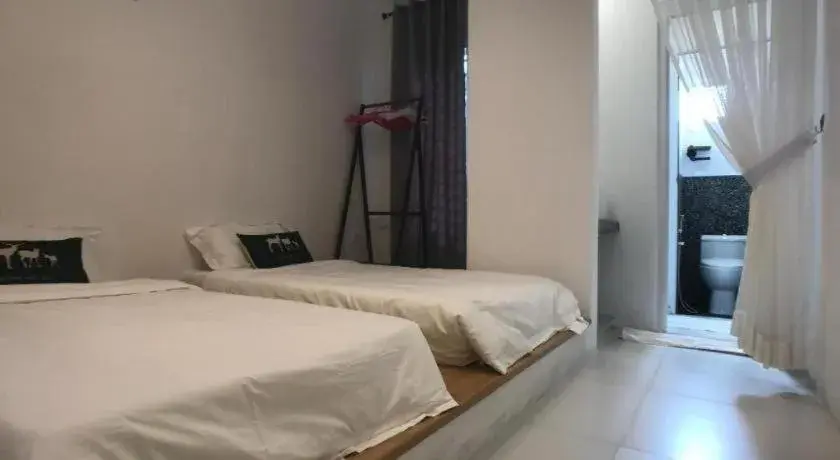 Bed in Kinta Valley Retreat Bed in Kinta Valley Retreat