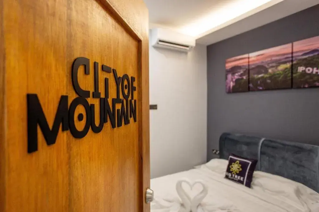 Bed in Big Tree Boutique Bed in Big Tree Boutique