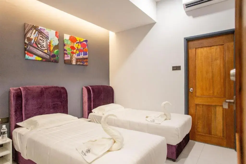 Bed in Big Tree Boutique Bed in Big Tree Boutique