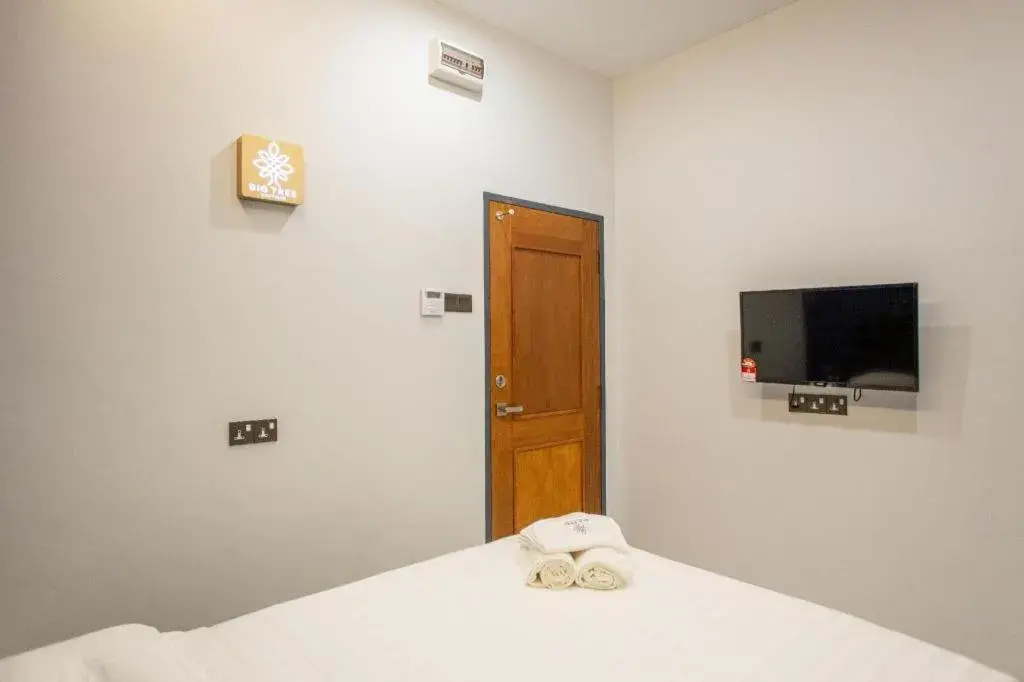 Bed in Big Tree Boutique Bed in Big Tree Boutique