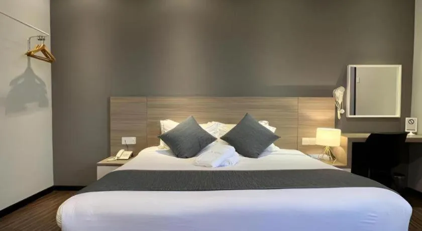 Bed in V Plus Hotel Ipoh