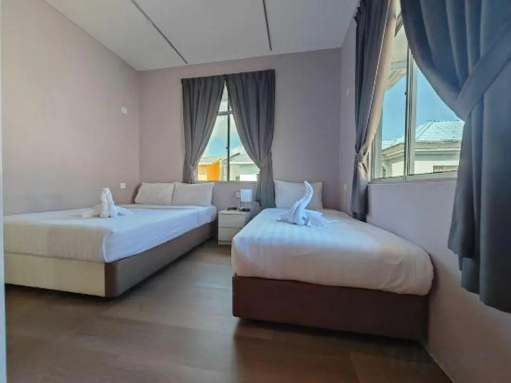 Bed in Semporna Dream Villa