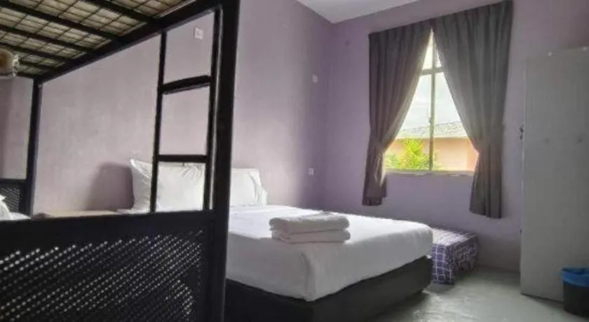 Bed in Semporna Dream Villa